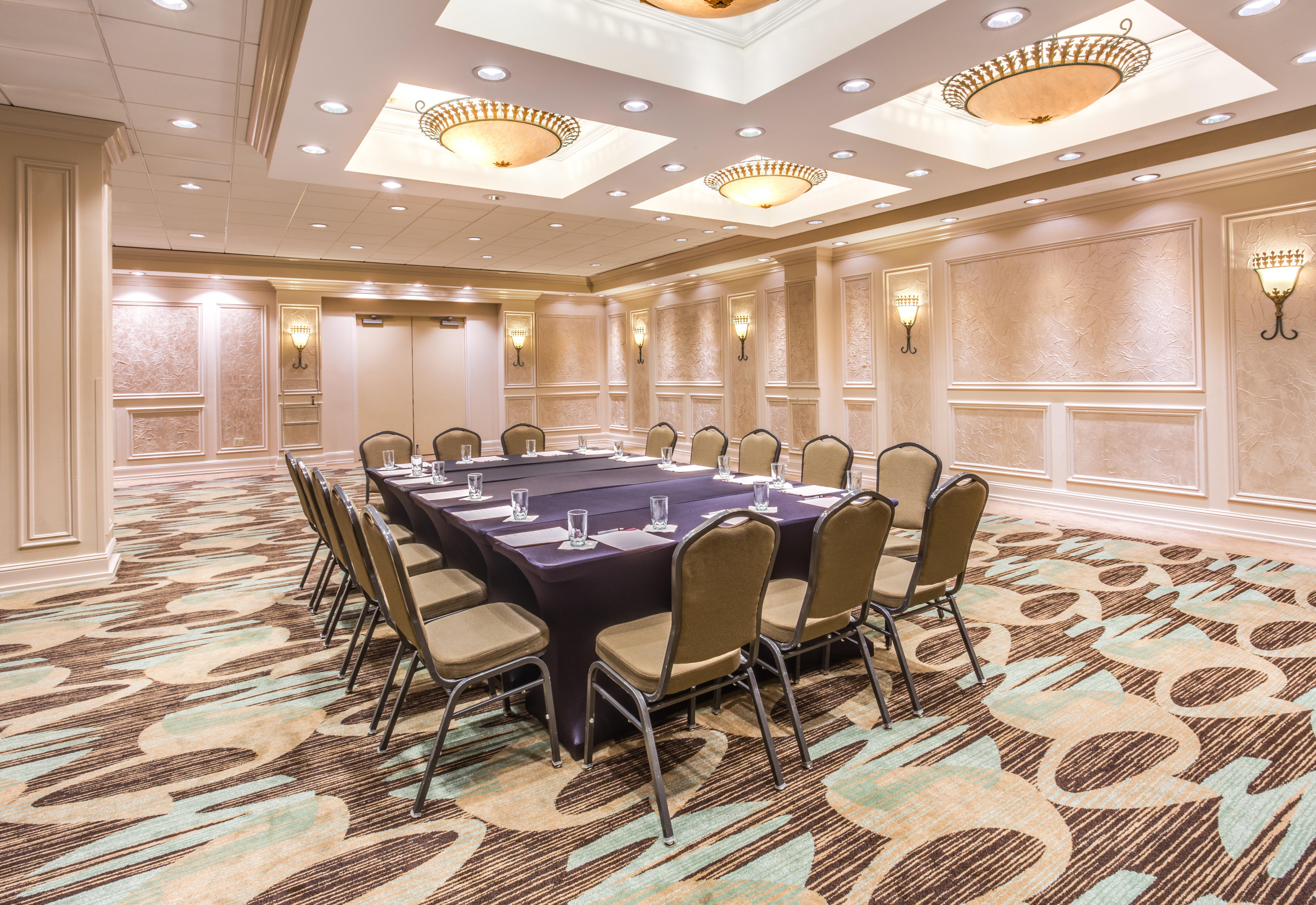 Crowne Plaza Executive Center Baton Rouge By Ihg Hotel Ngoại thất bức ảnh